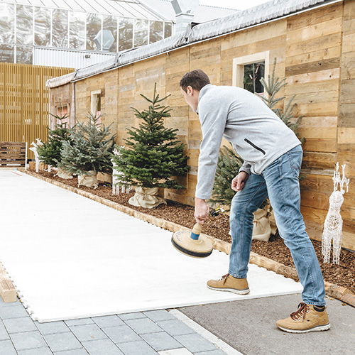 Weihnachtsfeier mit Eisstockduell