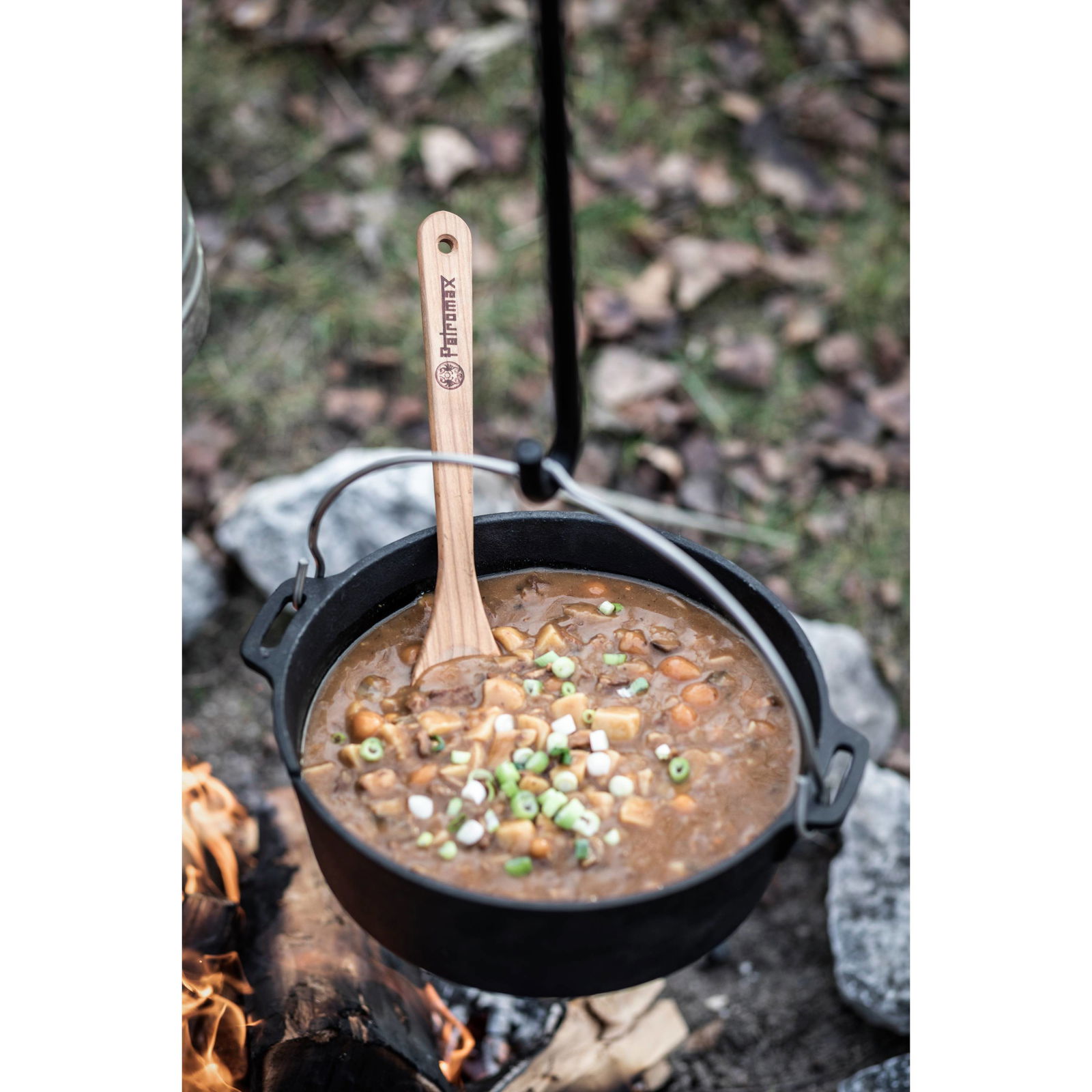 Holzlöffel für schmiedeeiserne Pfannen