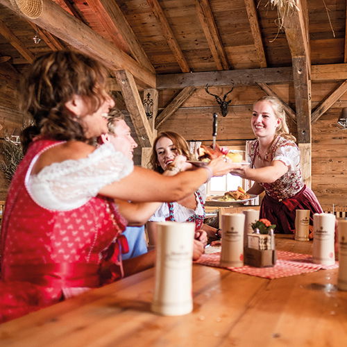 Weihnachtsfeier im Almdeluxe buchen