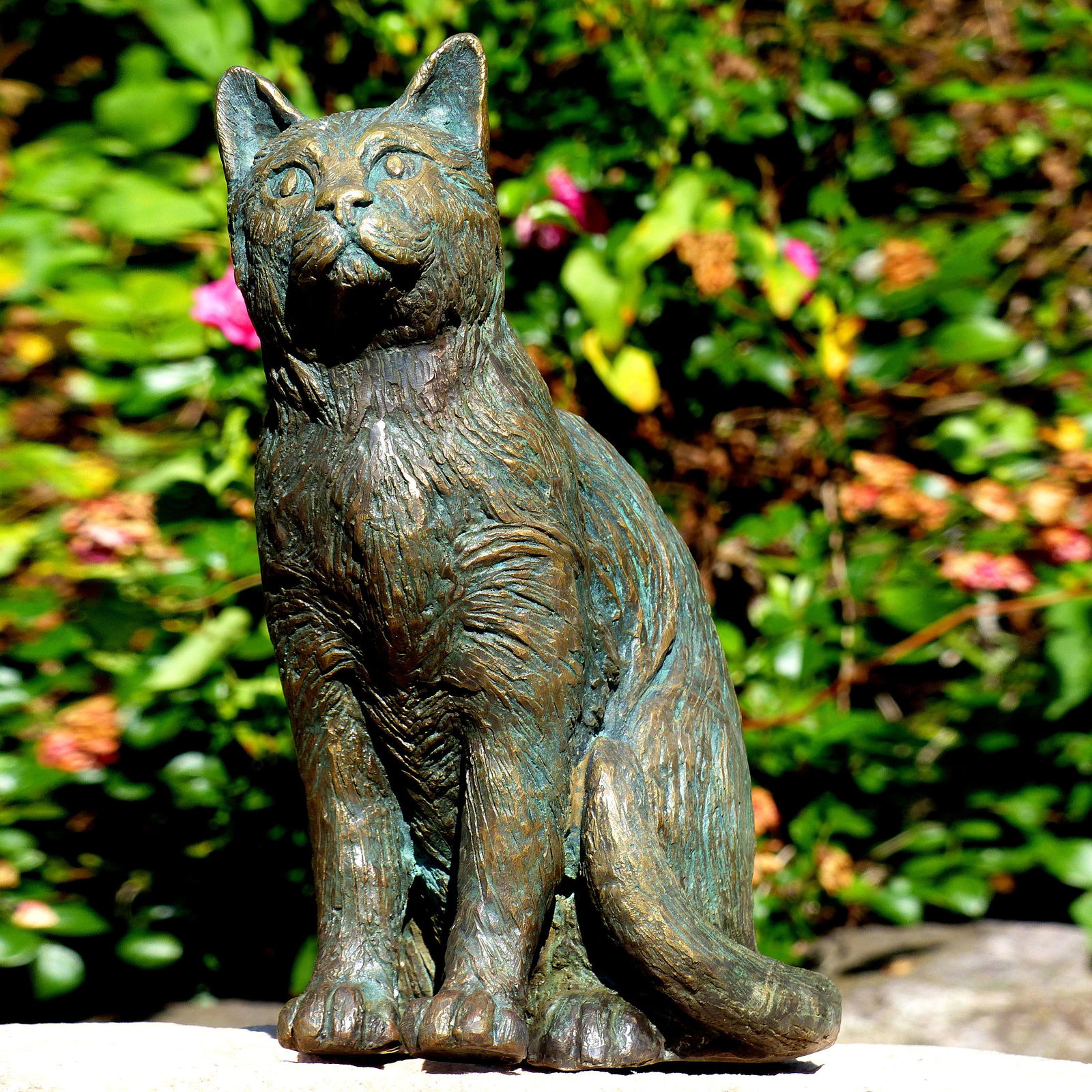 Rottenecker Bronze-Katze, mittelgroß, sitzend, 25 x 13 x 23 cm